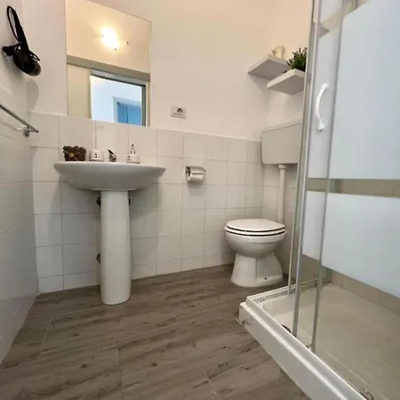 Alojamento de Acomodação e Pequeno-almoço Cavalieri Di Rodi 3*